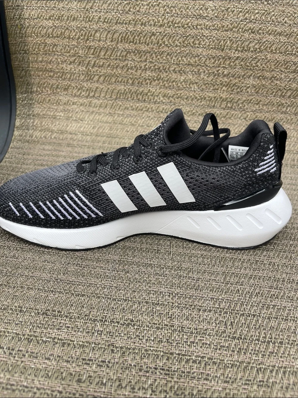 Adidas Women’s Swift Run 22 W Size 6.5 Athletic Shoes NWT